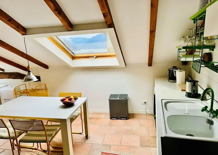 Fantasti-casa Al בית נופש